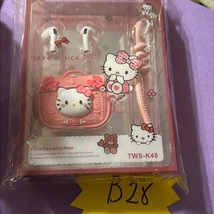 B28, TWS-K48 Hello Kitty Wireless Earbuds with Charging Case and Keychain.